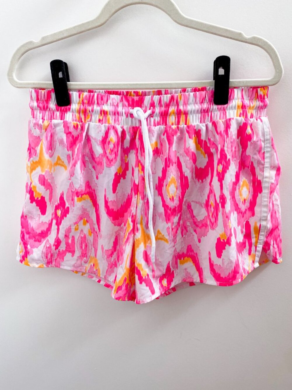 Crown & Ivy Bright Pink and Orange Athletic Shorts - Size Medium